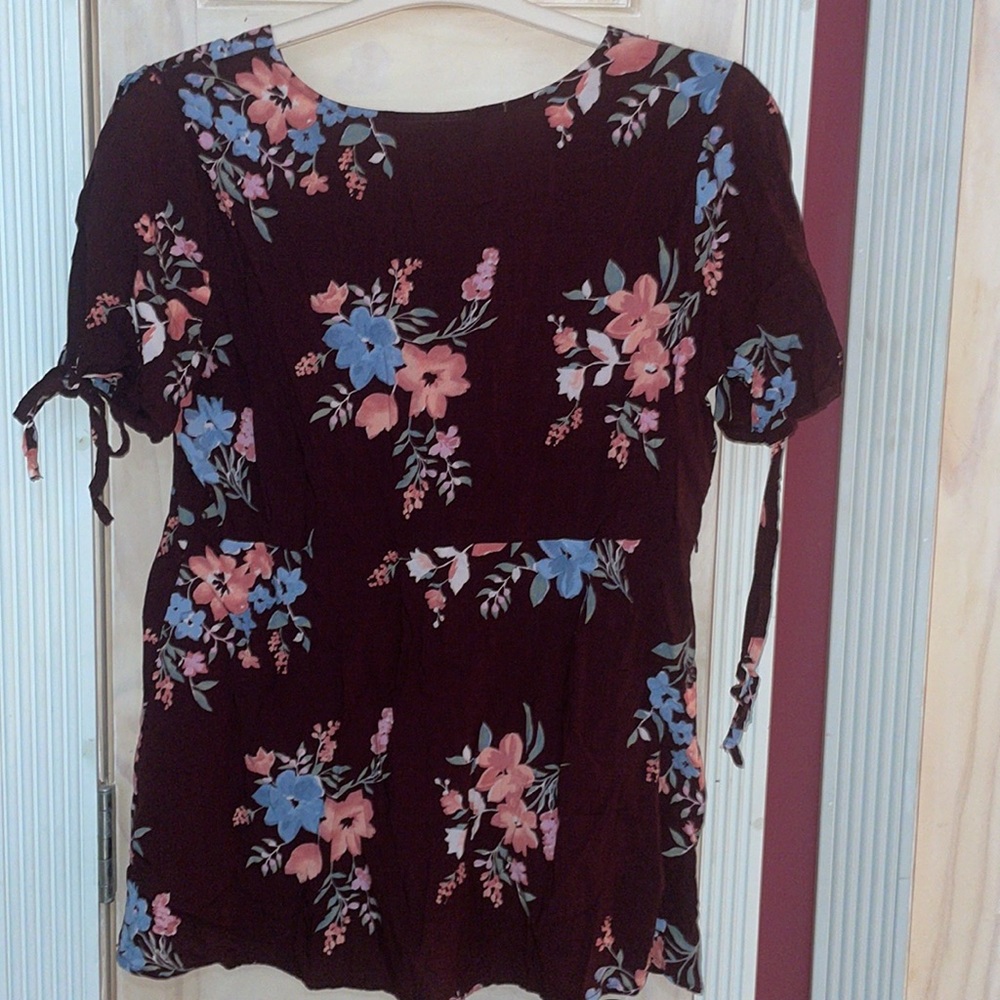 Maternity Top Bundle - Picture 5 of 8